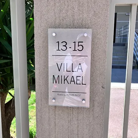 Mickael - De Standing 4 Prs - A 300m Διαμέρισμα